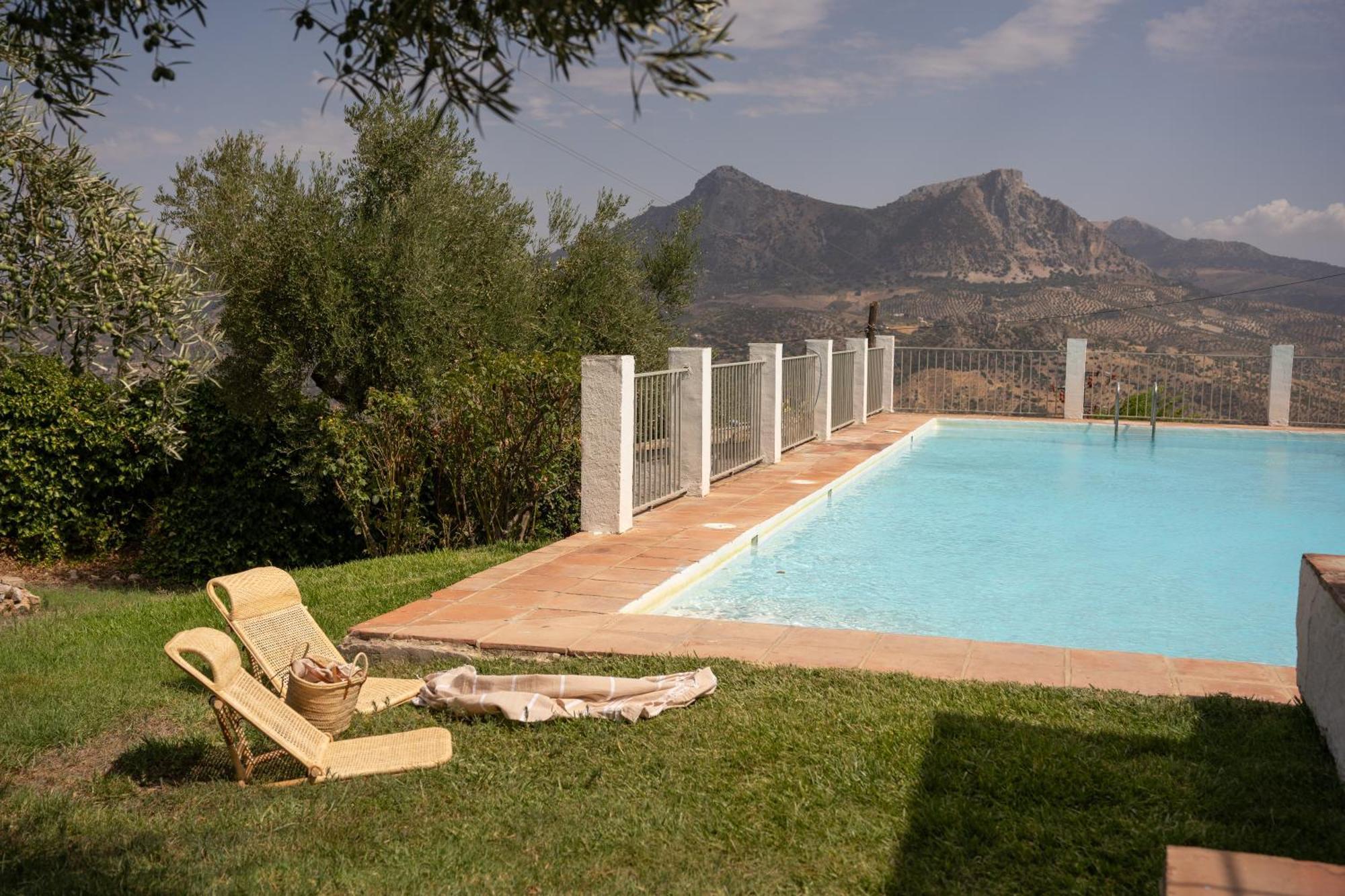 Finca Luca Oliva Zahara De La Sierra Kültér fotó